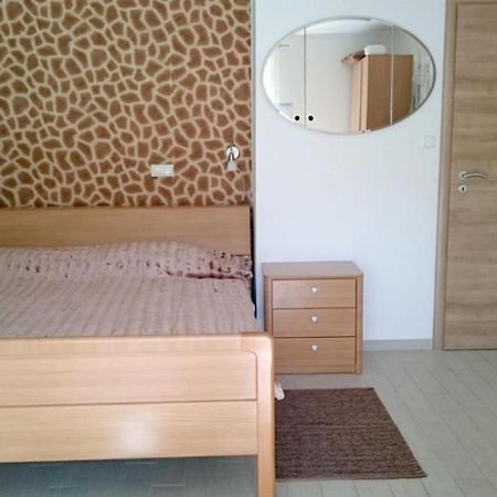 Ferienwohnung Affabilis Vip House Trogir Exterior foto