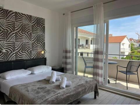 Ferienwohnung Affabilis Vip House Trogir Exterior foto